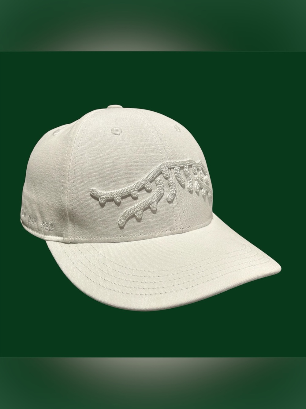 Sun Day Red x Tiger Woods Jupiter Mid SnapBack Cap White on White Golf Hat